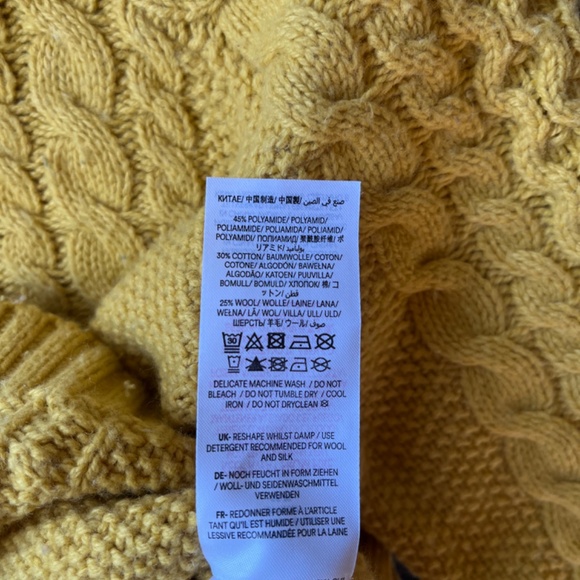 Mini Boden cable knit goldenrod sweater 3-4Y - Picture 5 of 6